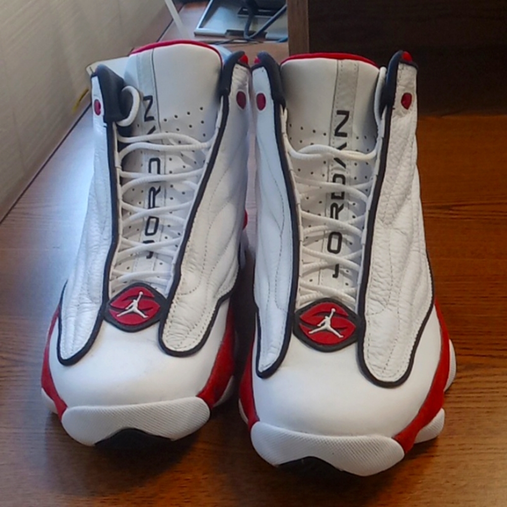 Mens Jordan sneakers.